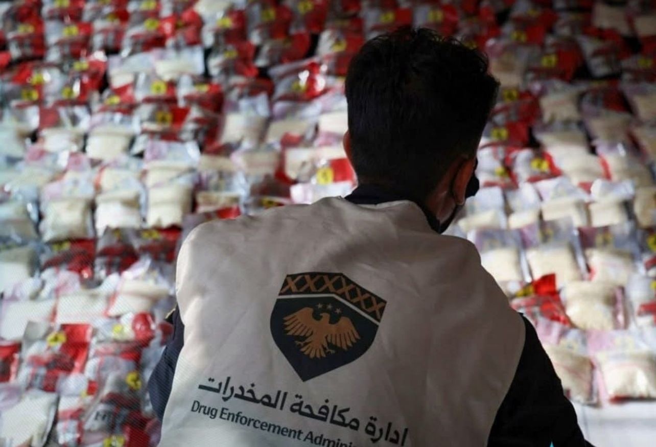 تفكيك شبكة تهريب دولية وضبط نحو مليون حبة كبتاغون بريف دمشق