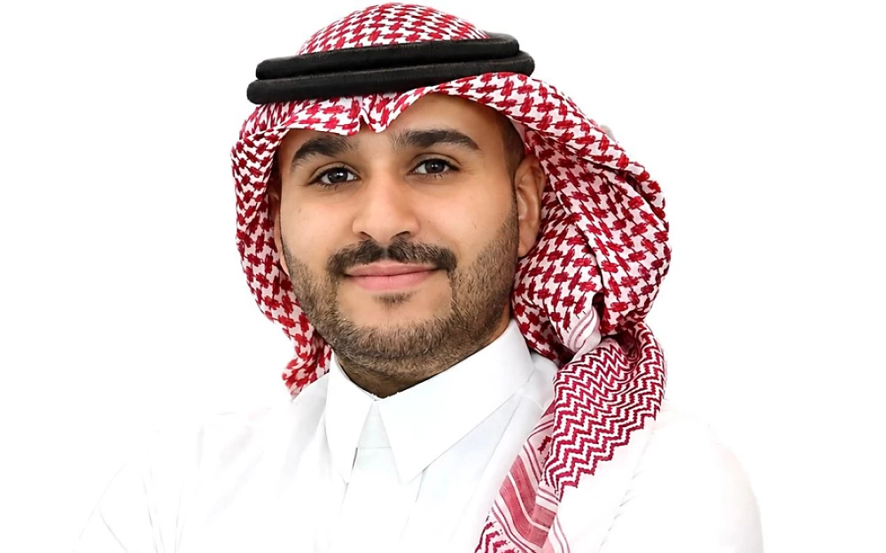عاجل | العُمري لـ«عكاظ»: لا تنتظروا العطش.. الماء سلاح الصيف والمشروبات الغازية لا تعوّضه