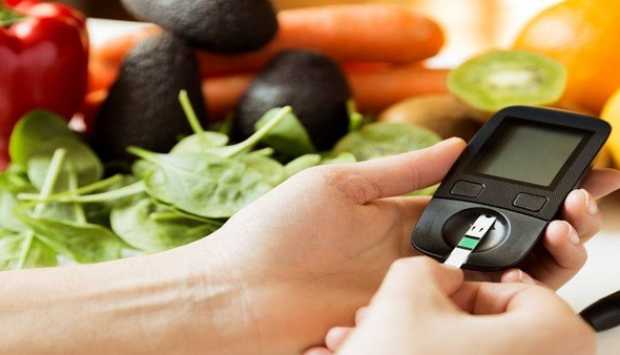 الصحة تقدم نصائح غذائية لمرضى السكري والسمنة لضبط الوزن والسكر