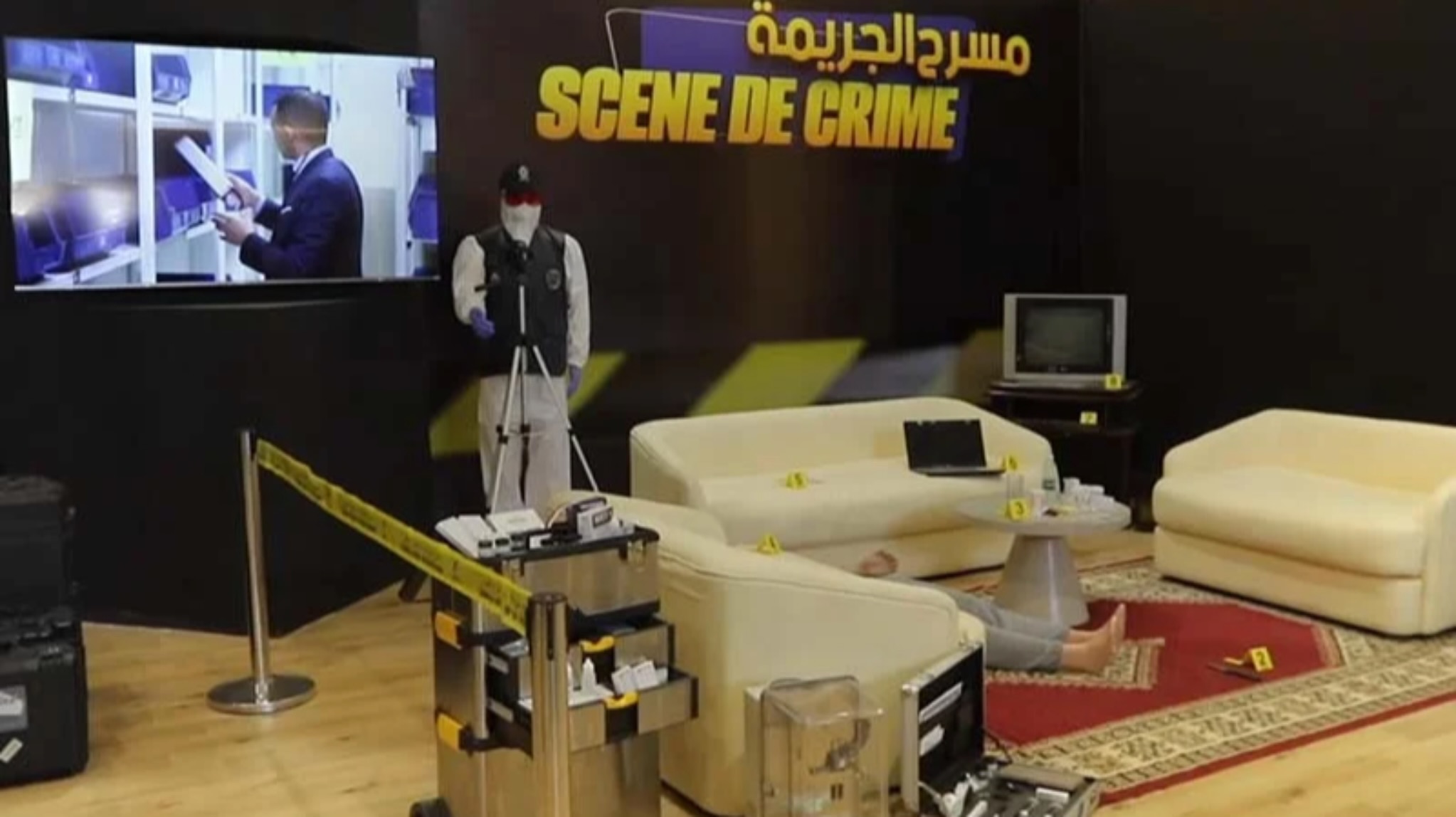 الأبواب المفتوحة للأمن الوطني.. الشرطة العلمية والتقنية تقرب الزوار من أسرار مسرح الجريمة