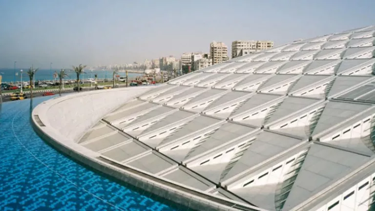 مكتبة الإسكندرية تصدر كتاب "نفائس المخطوطات المصحفية بمكتبات فلورنسا"
