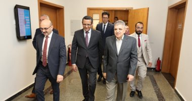 الفريق أسامة ربيع والبلشى يشهدان فعاليات افتتاح البرنامج التدريبي للصحفيين