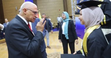 بالدموع.. الأولى على شمال سيناء في الشهادة الإعدادية