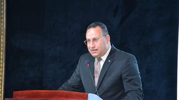 وزير التعليم العالي: 129 جامعة في مصر