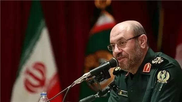 تقارير: حسين دهقان أمينا للمجلس الأعلى للأمن القومي الإيراني خلفا لـ لاريجاني