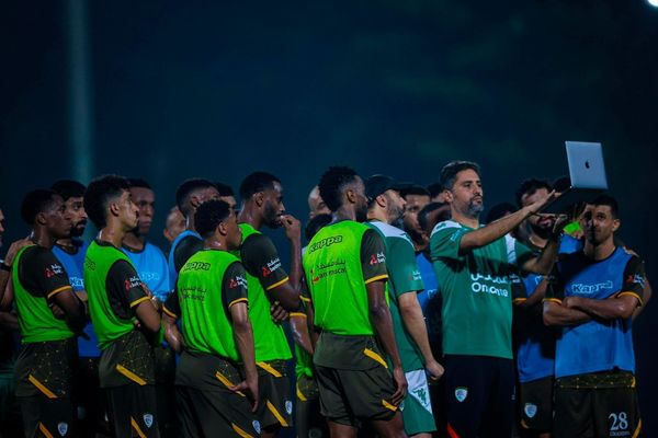 الجمعة المقبل.. الأحمر يلاقي إندونيسيا ضمن معسكره الخارجي