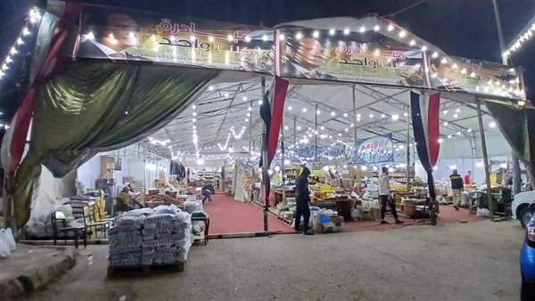 ​زحام على السلع المخفضة، إقبال جماهيري على معرض دمياط الجديدة قبل رمضان (صور)