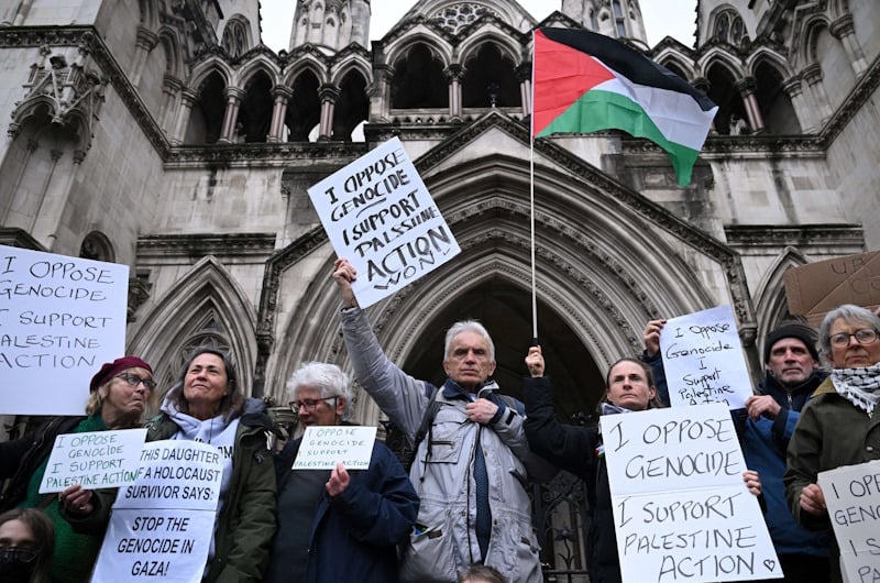 الحكومة البريطانية تكسب استئنافا يتعلق بقرار حظر حركة “فلسطين أكشن”