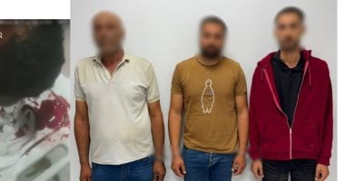 ضبط أشخاص ضربوا ابن عمهم بعصى خشبية بسبب خلافات مالية
