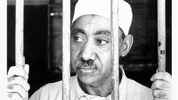 الحاكمية.. أحدث أسلحة الإخوان في مواجهة انهيار التنظيم.. قيادات كبرى تعيد تسويق خطاب العنف ضد الأنظمة الحاكمة.. وخبراء: محاولة مكشوفة لإنقاذ الجماعة من الانقسام