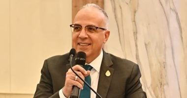 وزير الرى: إعداد رؤية متكاملة لتطوير توزيع المياه بدءا من النيل وحتى المسقى