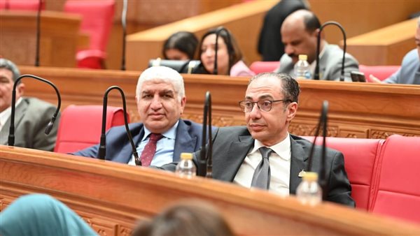 «لا تكفي مصاريف الانتقال».. طلب إحاطة عاجل بشأن تدني مكافأة أطباء الامتياز