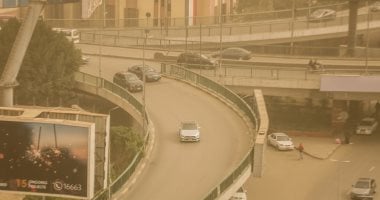 روشتة القيادة الآمنة فى «قلب الغبار».. كيف تتجنب مخاطر العواصف الترابية بالطرق؟