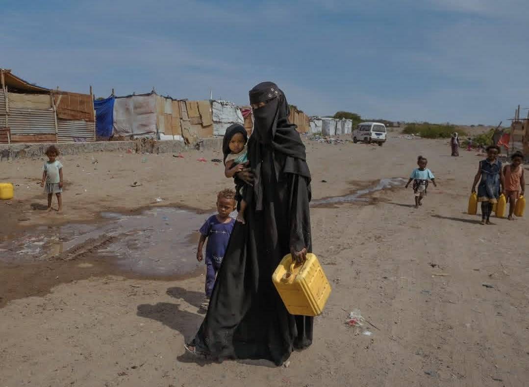 صحيفة: الحرب على إيران تلقي بتبعاتها على معيشة اليمنيين