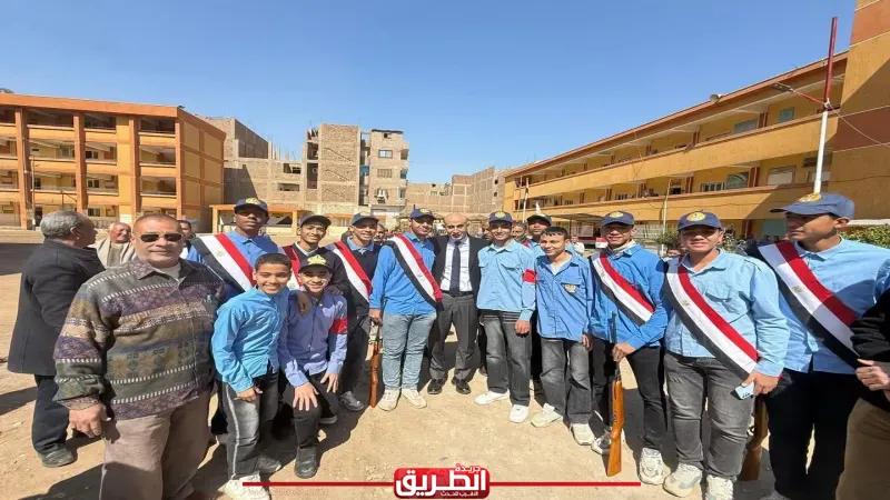 لمتابعة انضباط سير العملية التعليمية.. وزير التعليم يفاجئ مدارس محافظة قنا