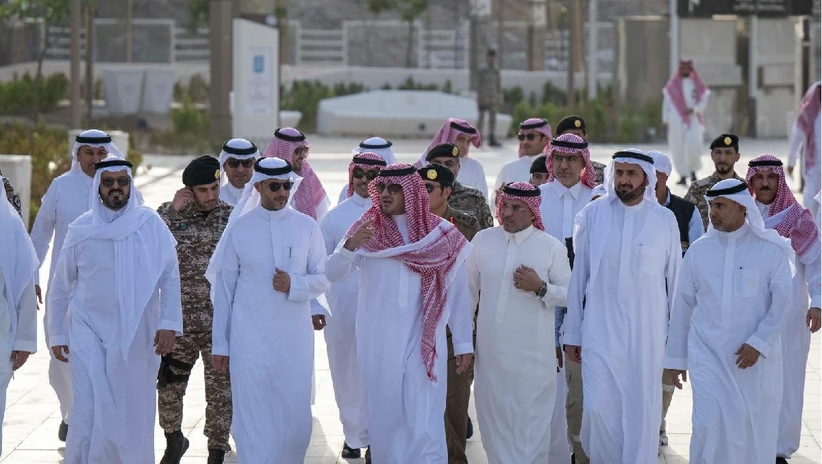 وزير الداخلية يتابع ميدانياً جاهزية المنظومة الصحية والخدمية وخطط إدارة الحشود بالمشاعر المقدسة