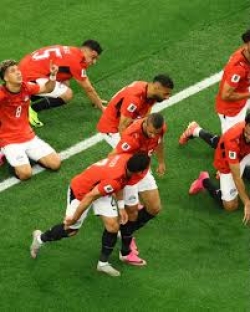 مصر تفوز على أستراليا وتتأهل إلى دور الـ16 في كأس العالم