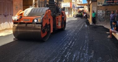 رصف شارع البحر بمركز إدكو فى البحيرة بطول 1.5 كيلومتر
