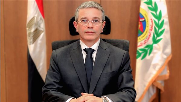 مصادر: الحكومة تعتزم التجديد لـ أحمد أموي رئيسًا لمصلحة الجمارك عامًا إضافيًا