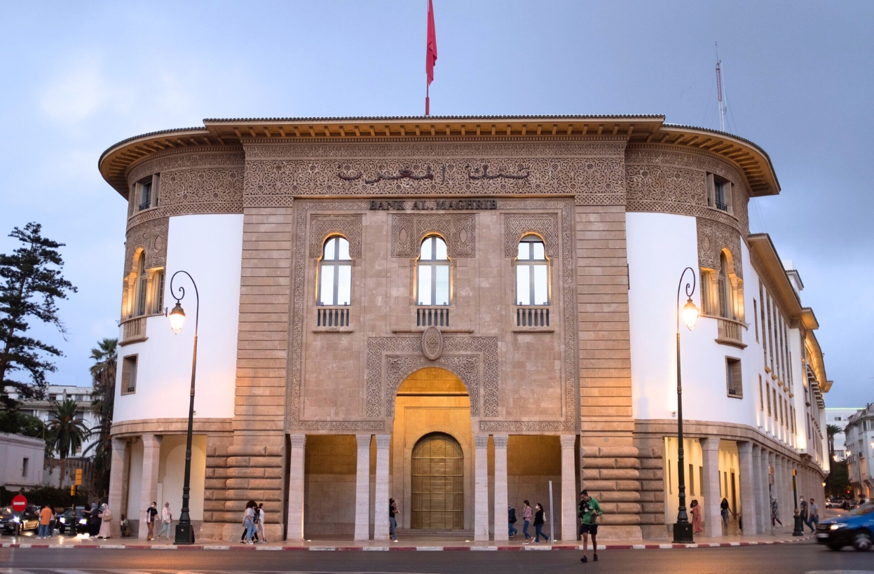 البنوك المغربية تحافظ على حضور وازن عربيا.. وتواجه فجوة في حجم القروض أمام هيمنة الخليج