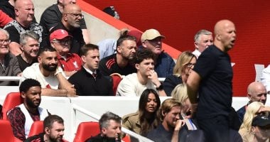 شاهد.. ظهور مفاجئ لمحمد صلاح فى أنفيلد يشعل حماس جماهير ليفربول
