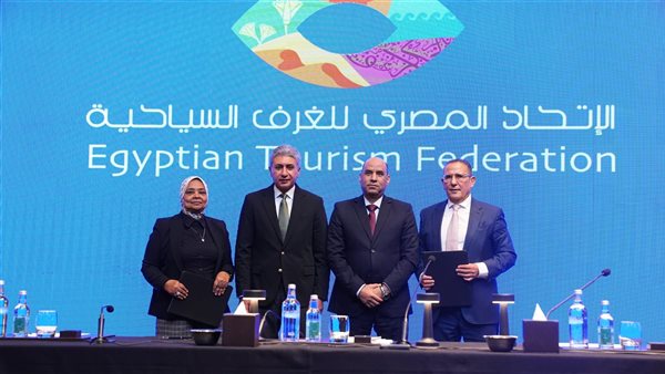 العمل والسياحة تطلقان مبادرة استثنائية لدعم المنشآت السياحية وتبسيط الإجراءات