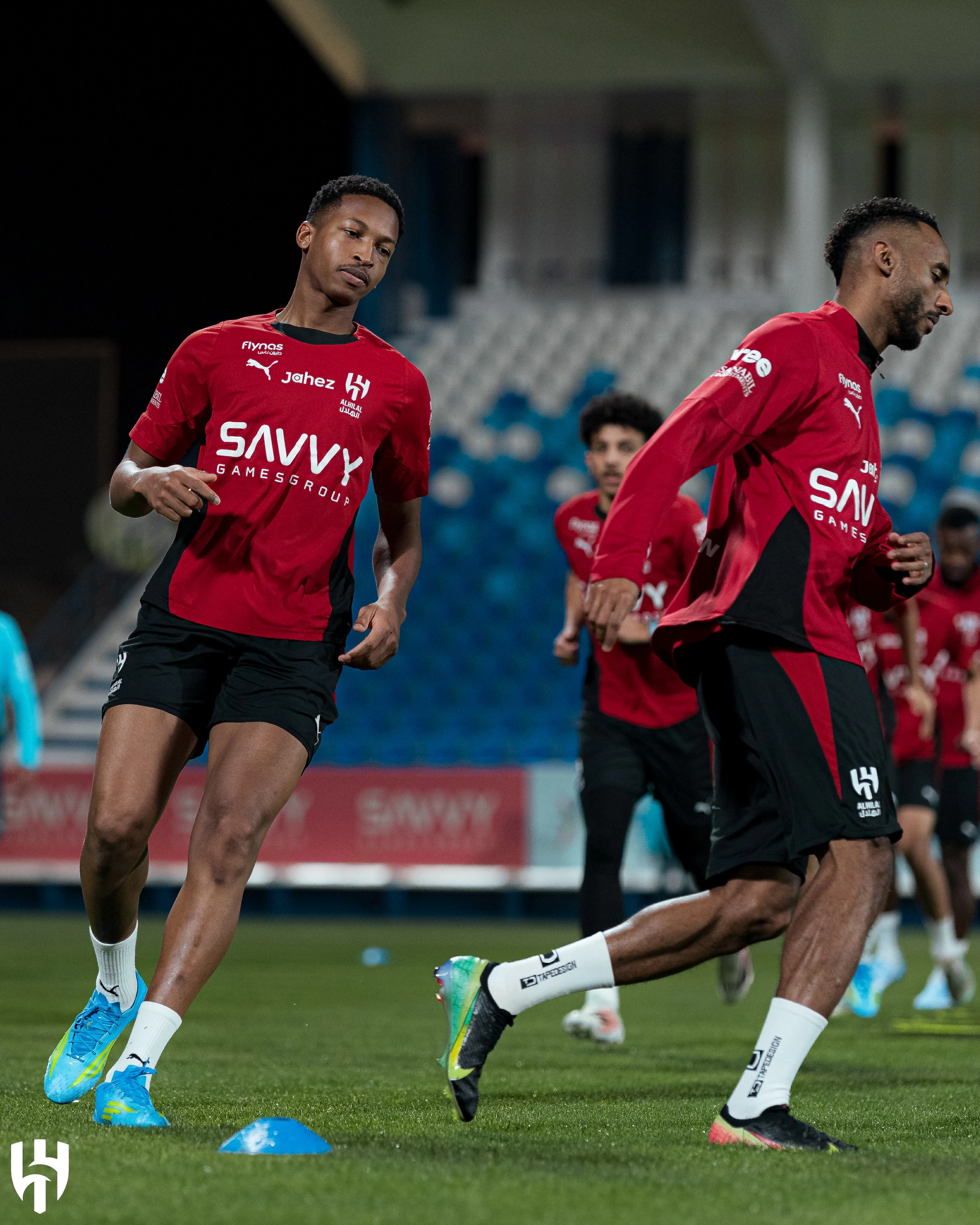 اليوم.. الهلال يخشى مفاجآت التعاون