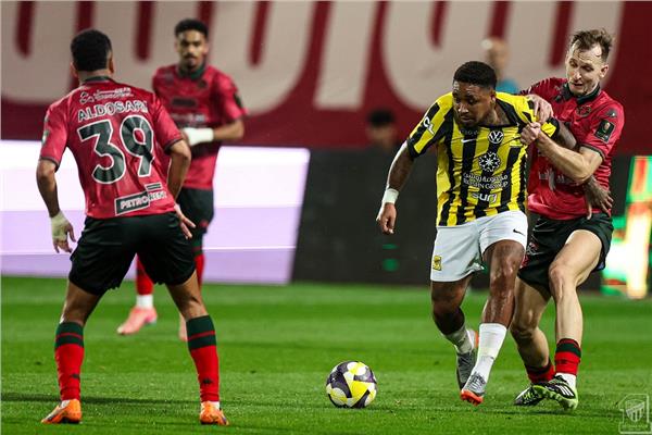 مفاجأة مدوية.. الخلود يقصي اتحاد جدة ويتأهل لنهائي كأس الملك