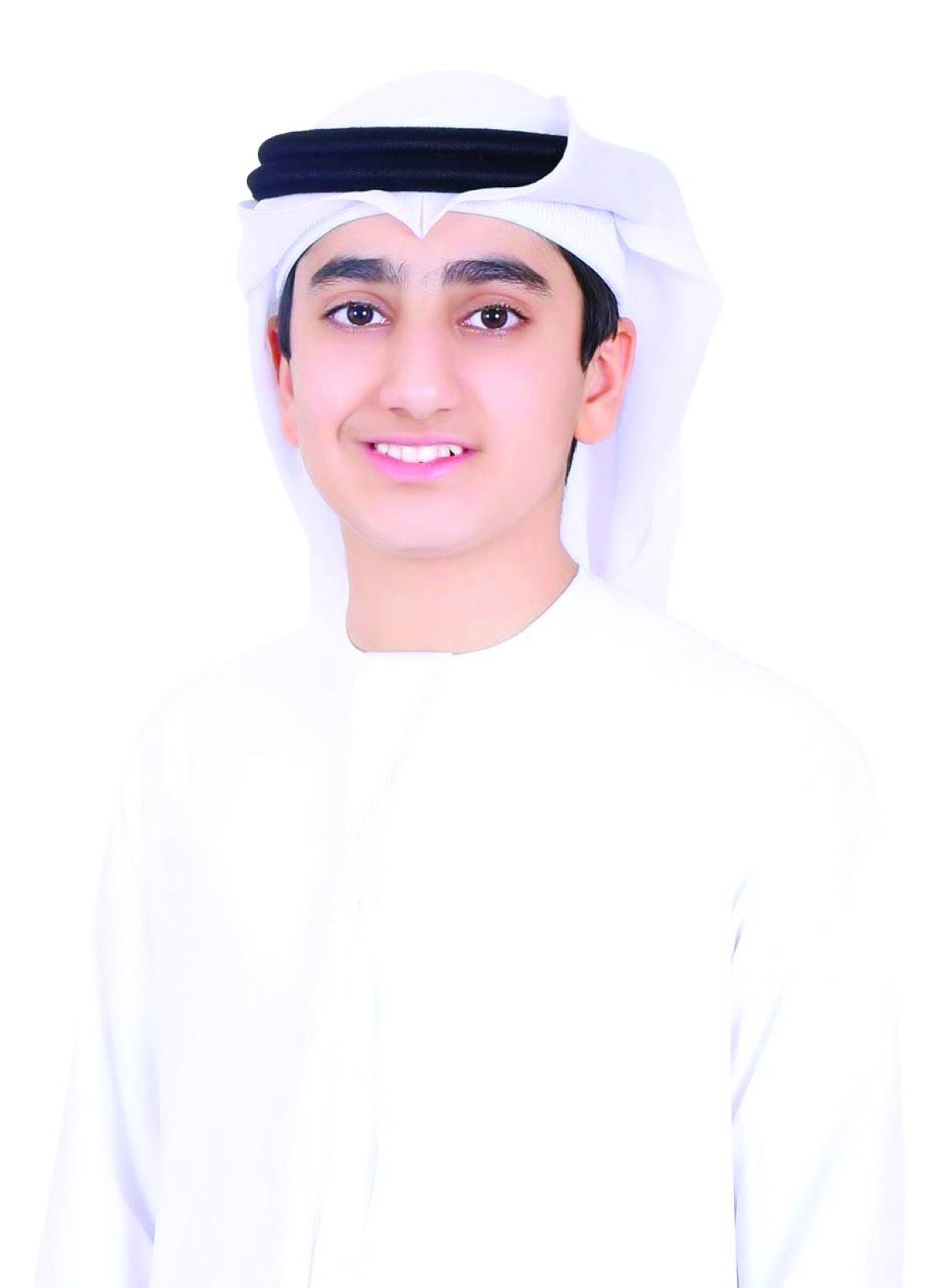 طفل إماراتي يوظف منصته في تعزيز وعي الناشئة