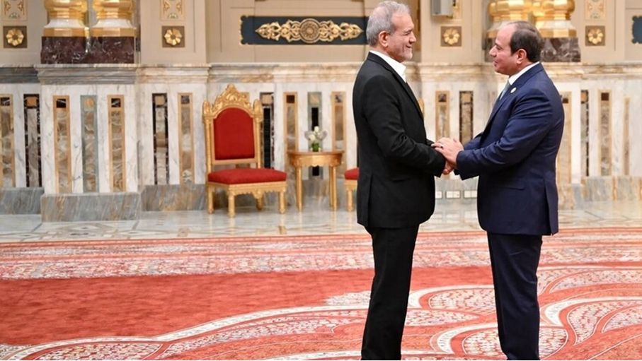 إعلام عبري: ترقب في إسرائيل إزاء تعزيز التعاون بين مصر وإيران وإعادة فتح السفارات