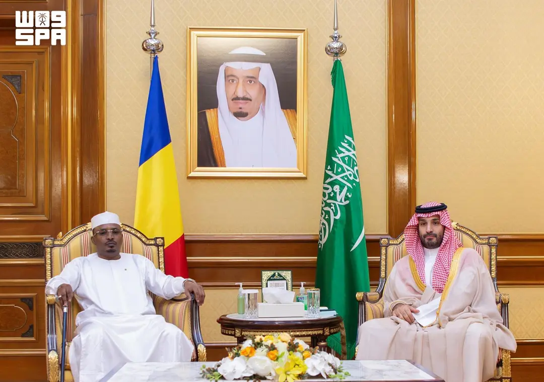 ولي العهد يلتقي رئيس جمهورية تشاد