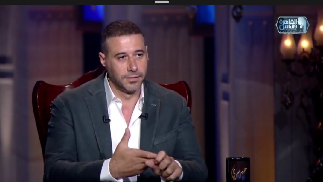 أختي.. أحمد السعدني يقدم تعازيه في وفاة والد منة شلبي