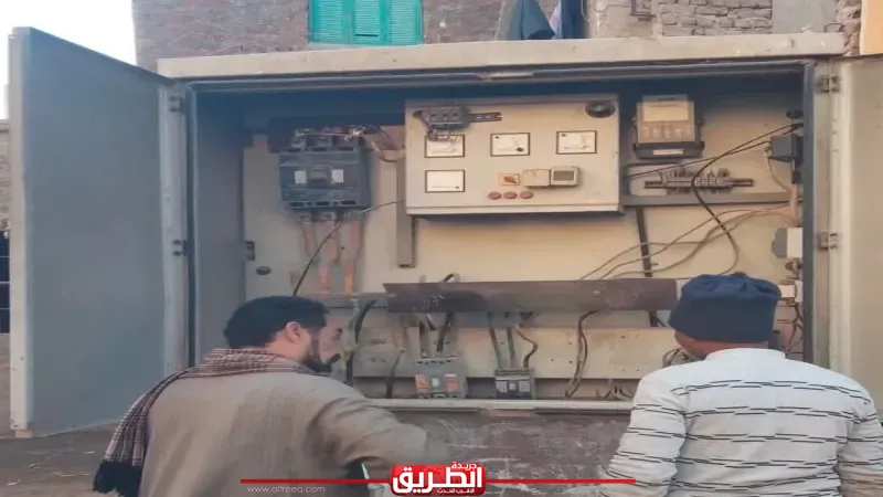 استجابة للشكاوى.. تركيب عداد كهرباء جديد وكنتاكتور وخلية خاصة بمحول كهرباء زرابي القارة بأبوتشت قنا