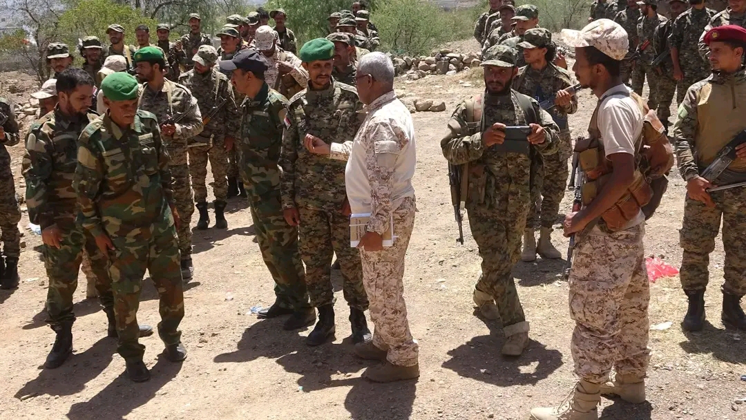 الفريق الأمني بمكتب القائد المحرمي يزور الوحدات الأمنية بمحافظة الضالع