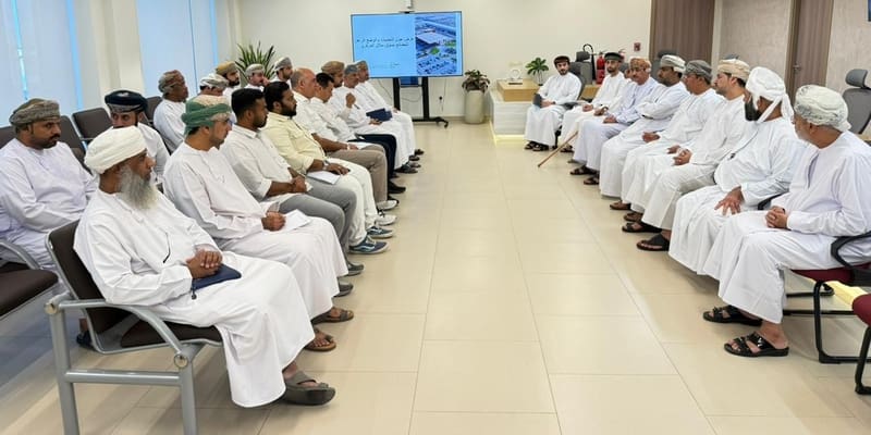 وفرة السلع واستقرار الأسعار.. جولة حكومية في سوق سلال قبل عيد الفطر
