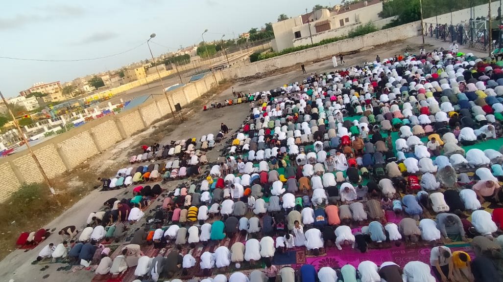 هل يجوز قضاء صلاة العيد لمن فاتته بسبب السفر؟