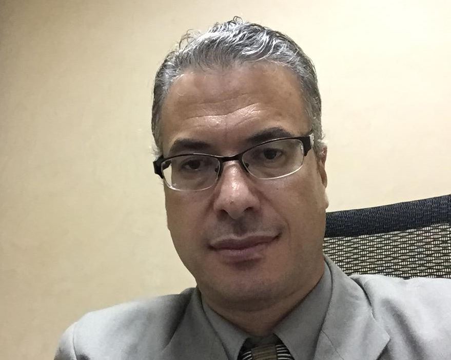 ‫ «الوفاء للمُعلم» وجبر الخواطر يكشفان معدن الأمير الوالد