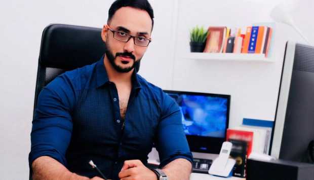هل الامتناع الكامل عن بعض الأطعمة يعد نظاما غذائيا صحيحا؟.. اعرف الصح من معتز القيعي