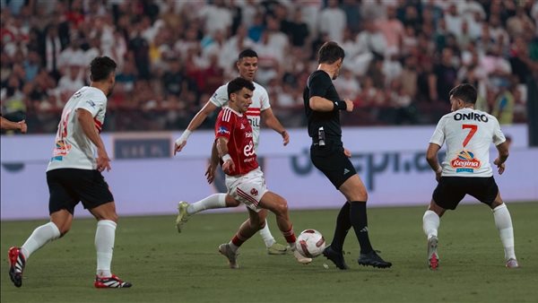 اشتعال المنافسة على قمة الدوري المصري قبل ختام المرحلة الأولى.. الأهلي والزمالك وبيراميدز ينافسون سيراميكا على الصدارة.. وتقارب كبير في سباق هدافي الإيجيبشن ليج