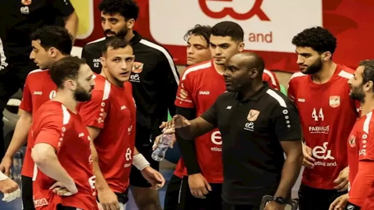 الأهلي يتوج بلقب الدوري المصري لكرة اليد للمحترفين