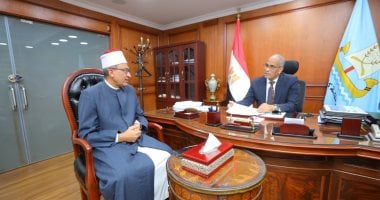 محافظ كفر الشيخ يناقش استعدادات امتحانات الثانوية الأزهرية
