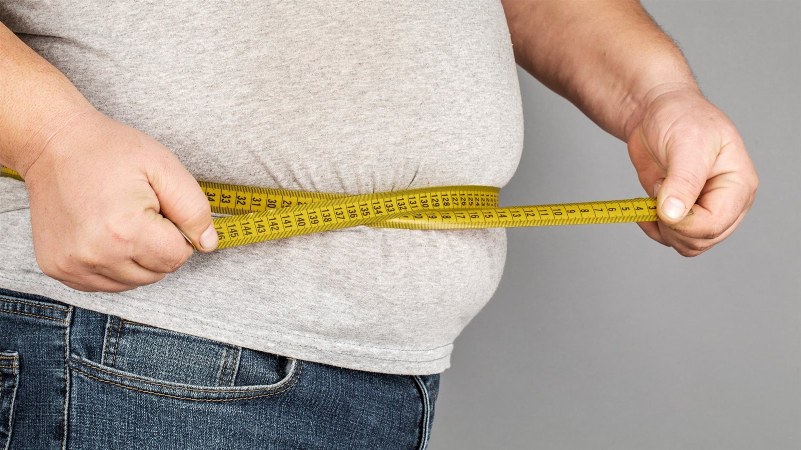 السمنة تحت المجهر الطبي.. فقدان 10% من الوزن سلاح وقائي ضد السرطان