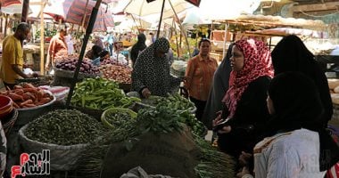 أسعار الخضار والفاكهة اليوم الخميس 23