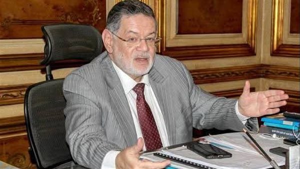 الوفد ينفي إقالة ثروت الخرباوي من منصب المستشار القانوني للحزب