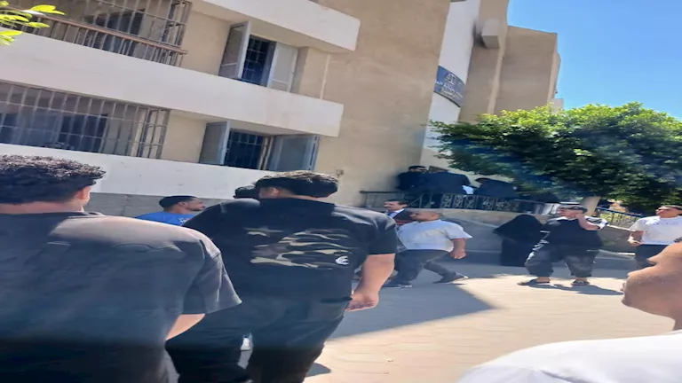 مأمورية خاصة لنقل المتهمين.. مشاهد من محاكمة طفلي حدائق الأهرام في دهس