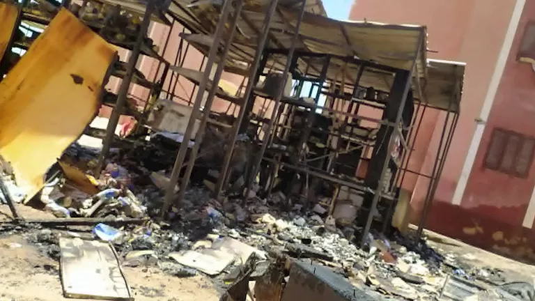 الحماية المدنية تخمد حريقاً التهم كشك بقالة في جنوب سيناء