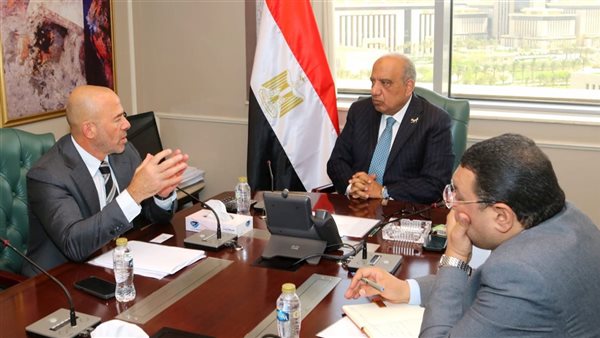 وزير الكهرباء يبحث مع «إنكوم» توفير الطاقة لمشروع مركز بيانات عالمي في مصر
