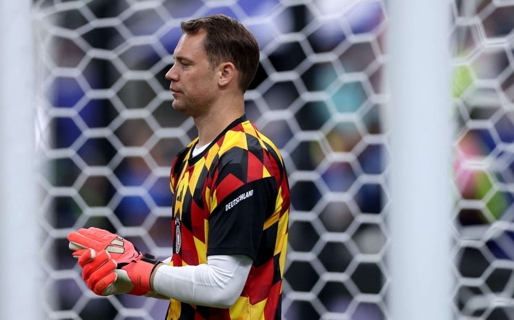 نوير: لا يمكن إجراء مقارانات بين المنتخب الحالي والفائز بكأس العالم 2014