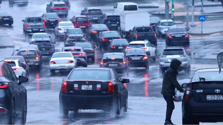 أجواء مستقرة السبت يعقبها انخفاض الحرارة وفرص أمطار مطلع الأسبوع