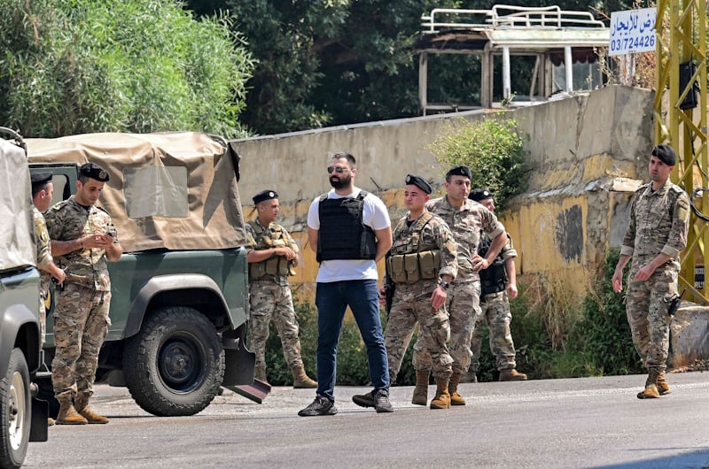 إطلاق نار في محيط السفارة الأمريكية ببيروت.. ومصدر عسكري يوضح: لا يوجد تهديد أمني